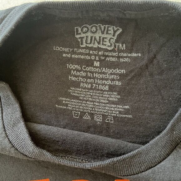 Looney Tunes Taz the Tasmanian devil Back Off Shirt Size Medium 100%‎ Cotton - Picture 2 of 9